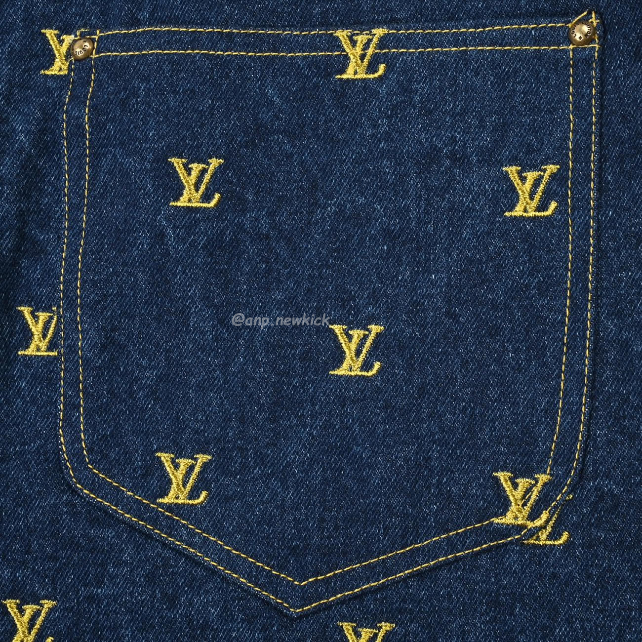 Louis Vuitton Embroidered Logo Denim Shorts (6) - newkick.vip